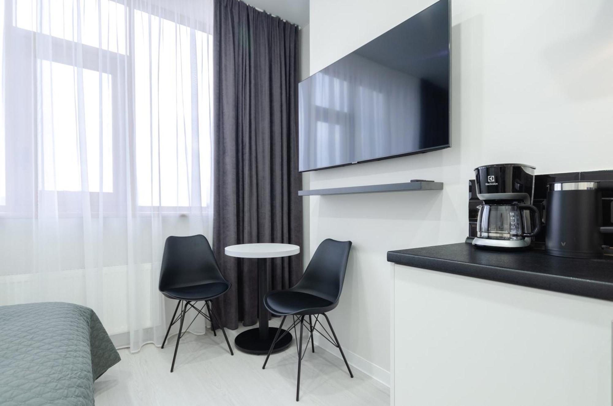 Petrovdom Inn Rc Diplomat Hall -The Smart Hotel Apartment Panoramic City View I Kiev Eksteriør billede